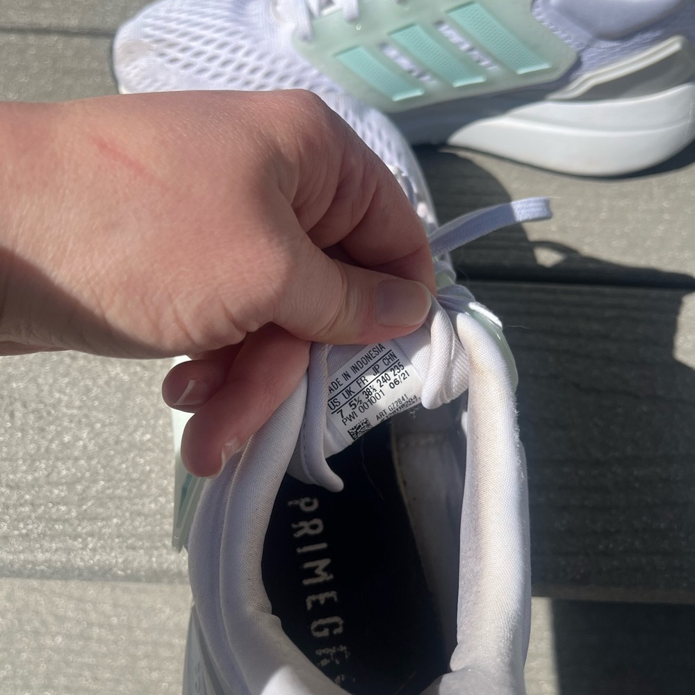 adidas Women’s White & Mint Bounce Running Sneakers - Picture 4 of 6